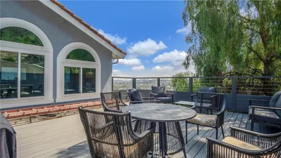 4124 Barrett photo 2
