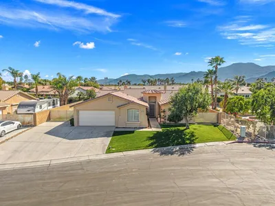 81147 Mariposa Circle photo 2