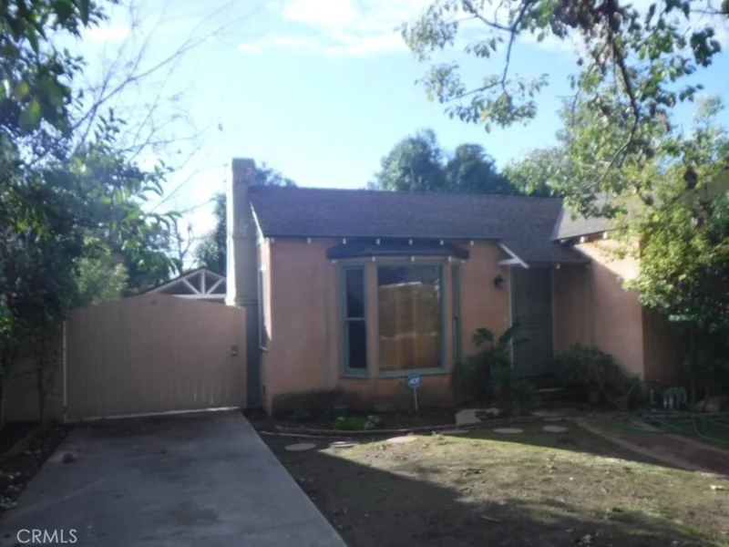 820 E Cortland, Fresno, CA 93704