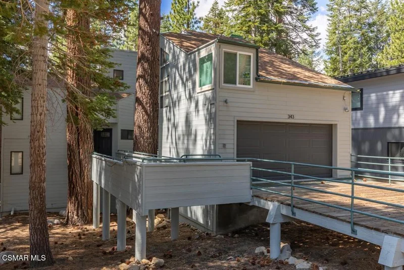 343 Grindelwald Road