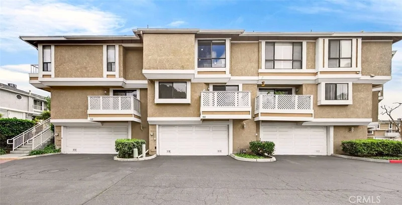 102 S Seneca Ci2, Anaheim, CA 92805