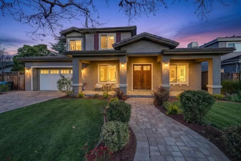 10334 S Tantau Avenue, Cupertino, CA 95014