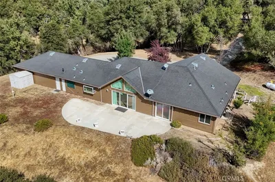 38788 Goldenrod Lane photo 2