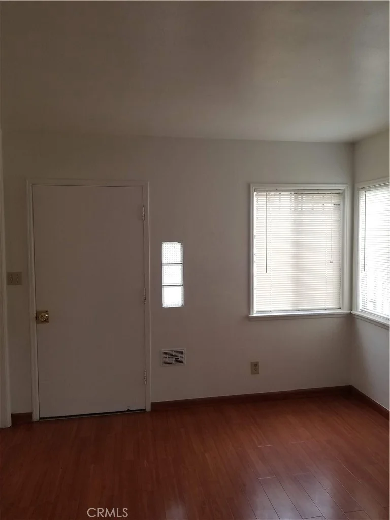 1715 W Olympic photo 2