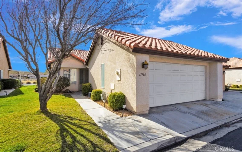 11566 Oak, Apple Valley, CA 92308