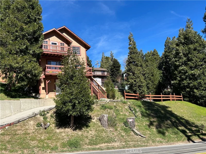 508 Dart Canyon, Crestline, CA 92325