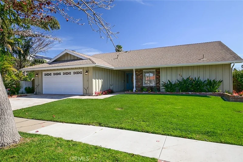 11348 Barbi, Los Alamitos, CA 90720
