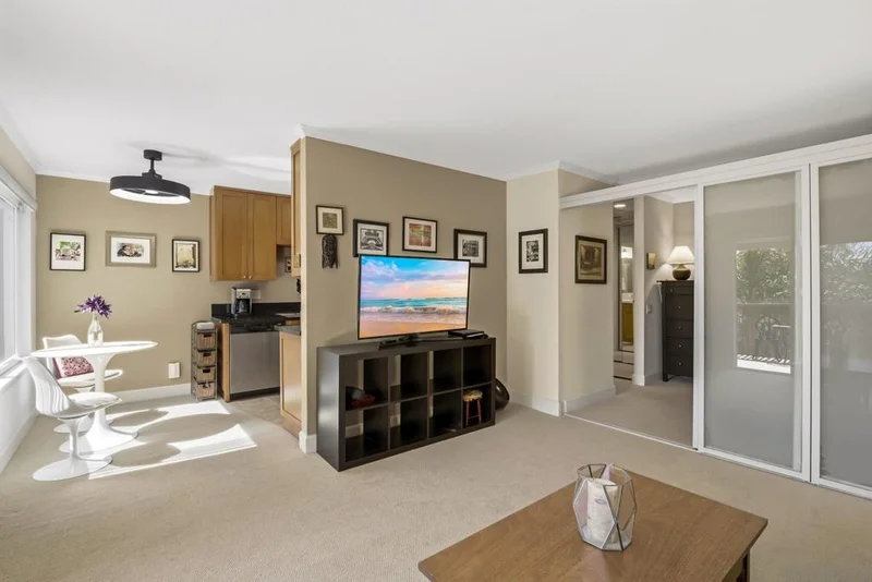 8581 Villa La Jolla Dr G, La Jolla, CA 92037