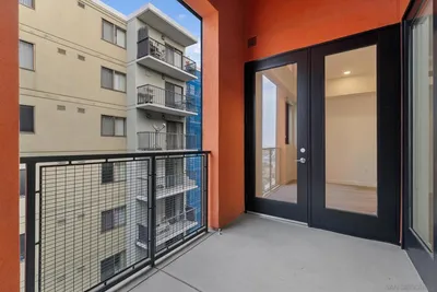 3922 Park Blvd 603 photo 2