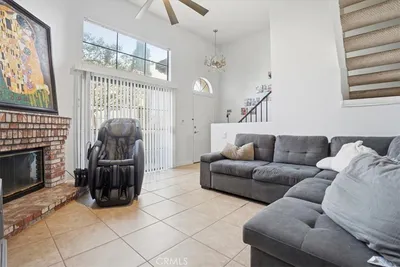 14325 Foothill 9 photo 2