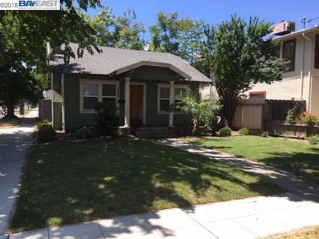 1005 Windeler Ave, Tracy, CA 95376