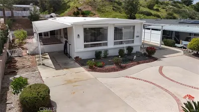 22895 Skylink Drive photo 2