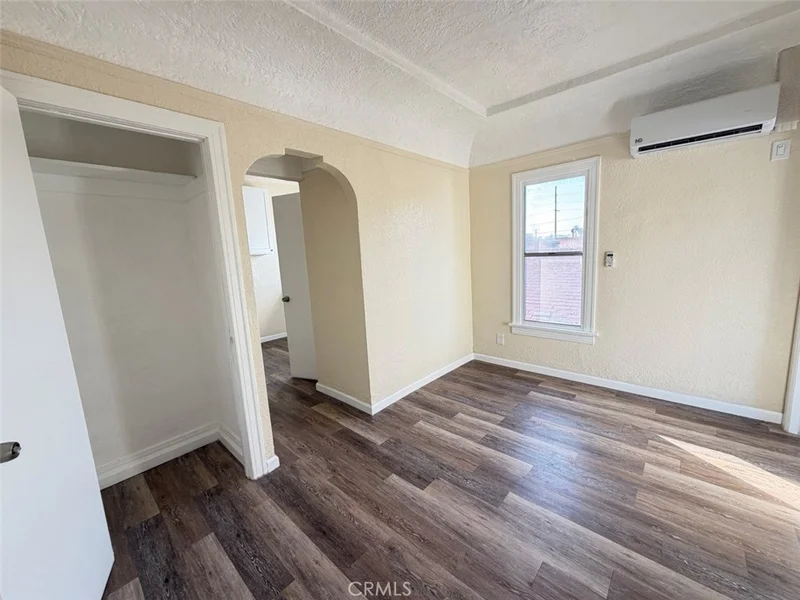 932 W 74th Street photo 2