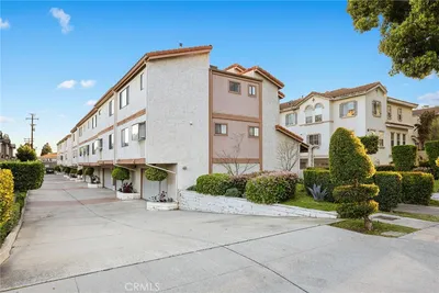 1006 Arcadia D photo 2