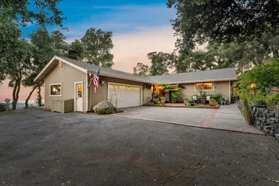 24854 Skyland Road photo 2