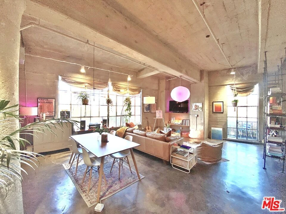 Interior 2