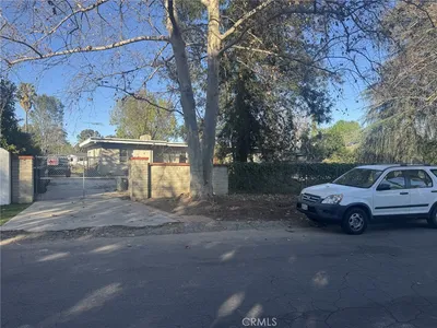 17545 Community Street photo 2