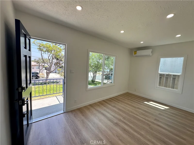 Photo 2 of 4450 W 169th