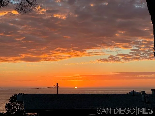 1130 Cuchara Dr, Del Mar, CA 92014