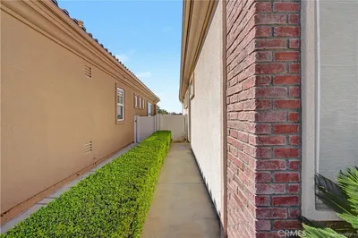 399 Northwood photo 2