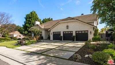 29402 Deerview Court photo 2