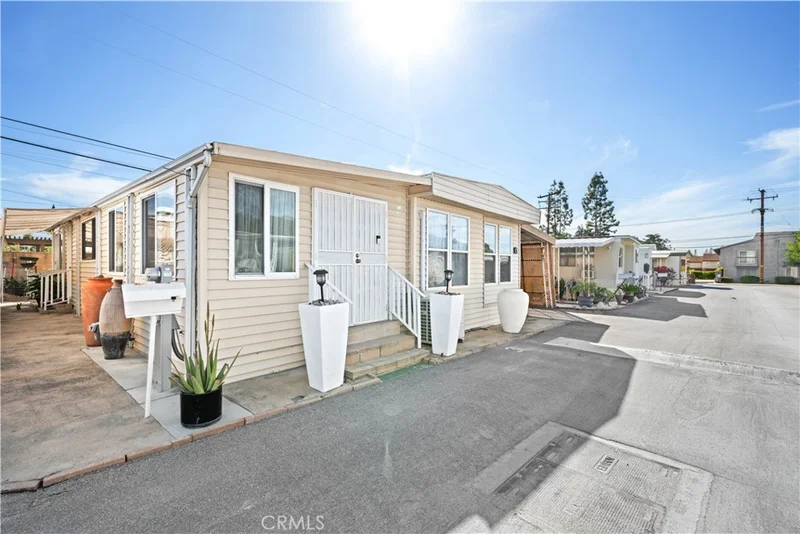 1030 Bradbourne 31, Duarte, CA 91010
