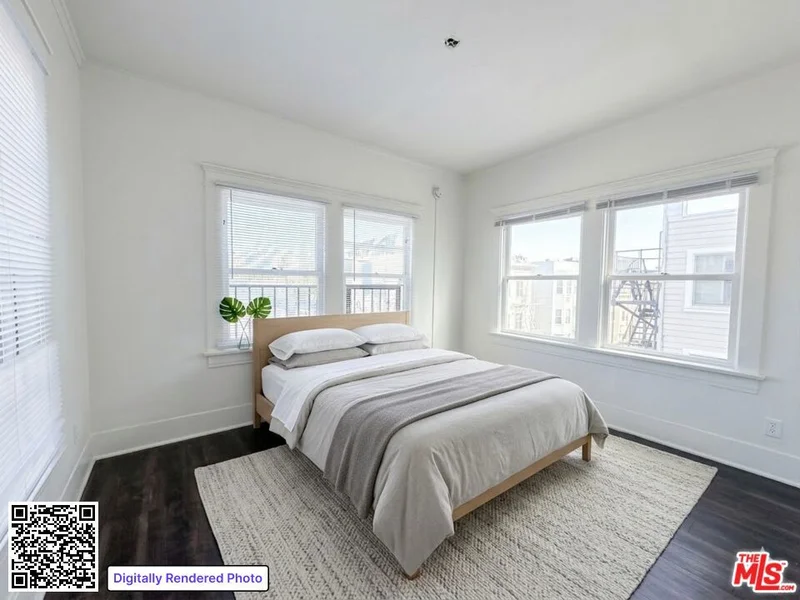 2146 S Oak Street photo 2