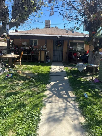 335 Clifton photo 2