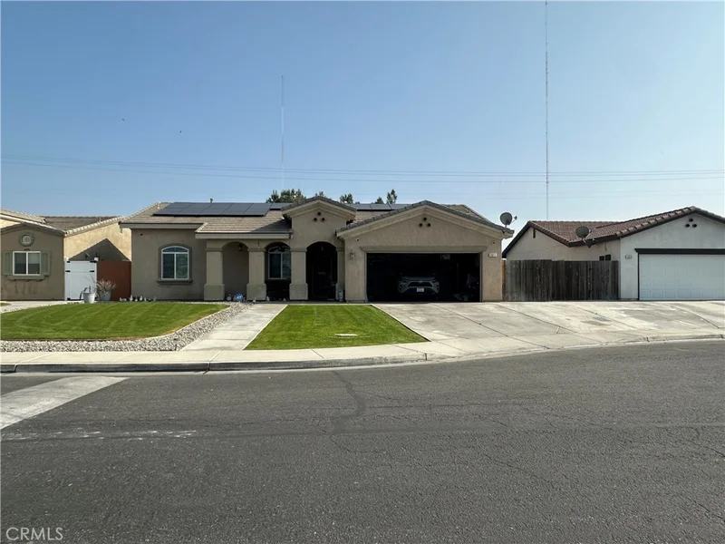 1611 Brea Street photo 2