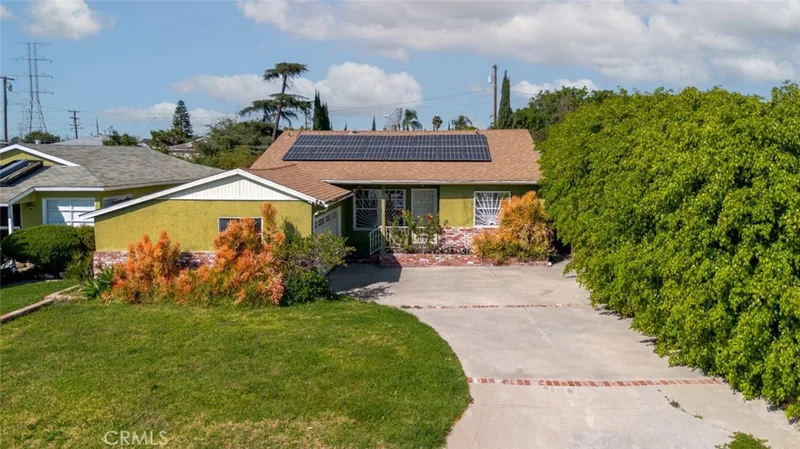 1233 122nd, Los Angeles, CA 90044