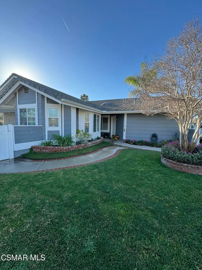 25772 Calle Court, Valencia, CA 91355