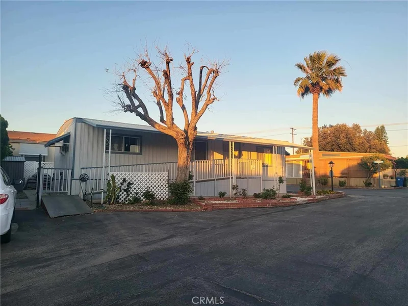 25 Veronica Way, San Fernando, CA 91345