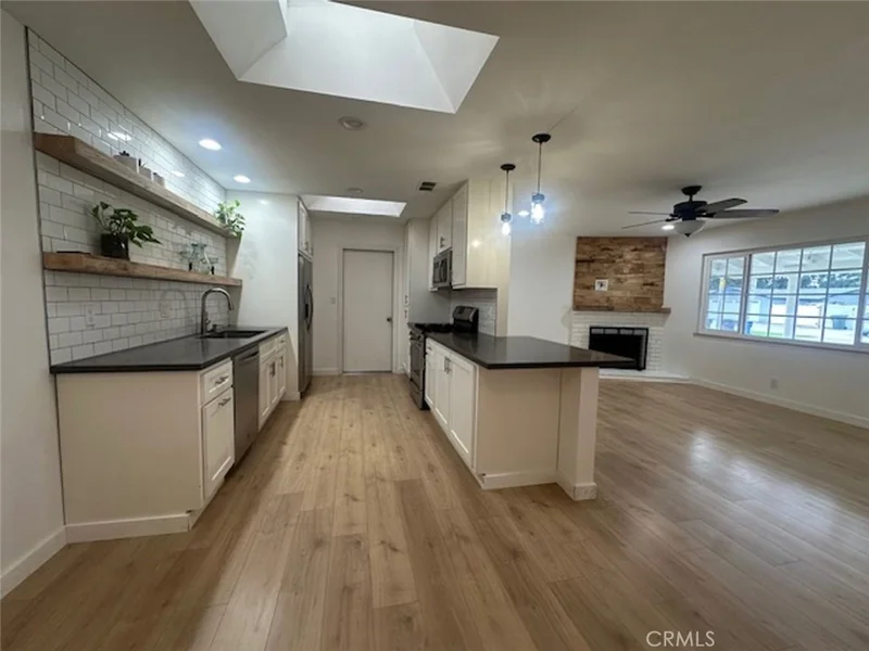 Modern Kitchen