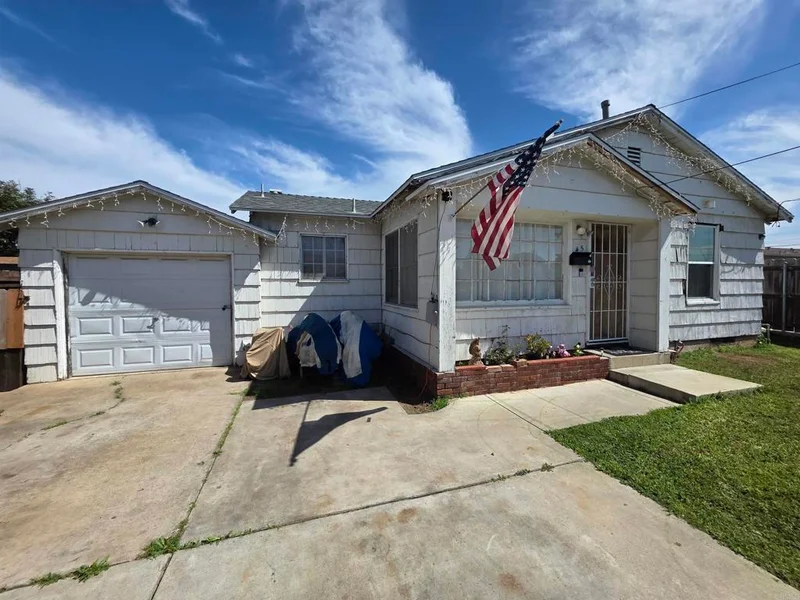 45 Madison Ave, Chula Vista, CA 91910