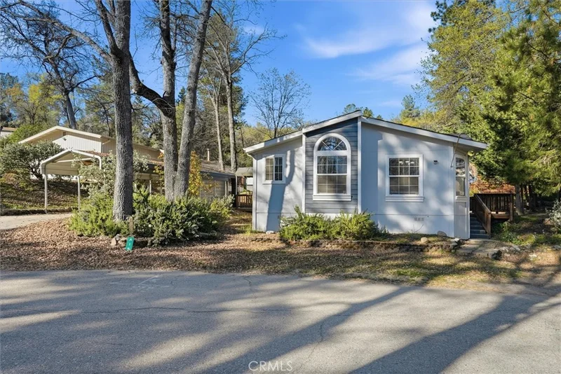 43555 Highway 41 A15, Oakhurst, CA 93644