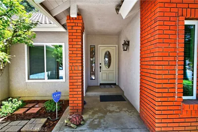 10130 N Heather Drive photo 2
