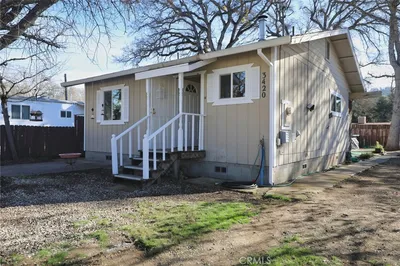 3420 Harrison photo 2