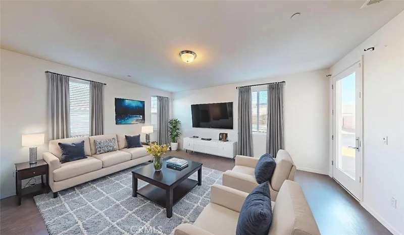 4826 N Casey photo 2