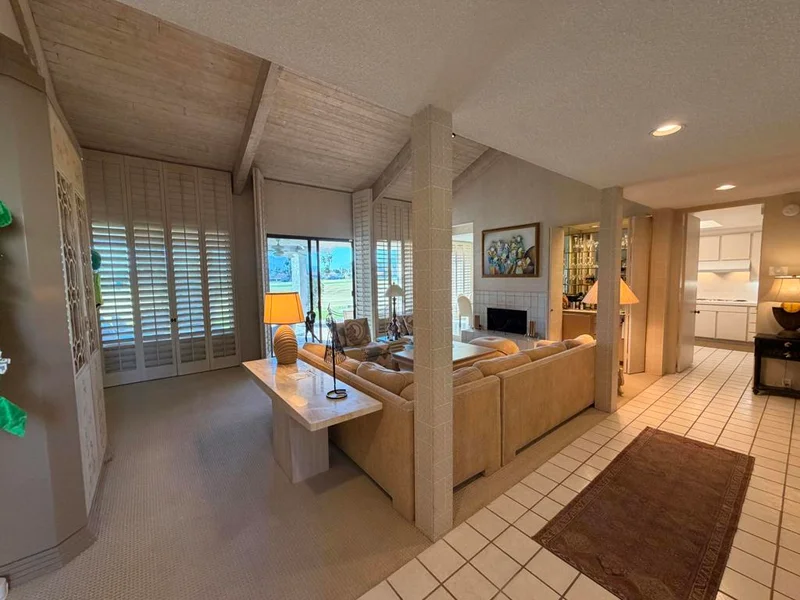 714 Inverness Drive photo 2