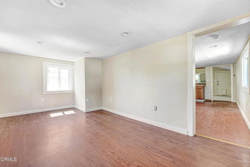 Photo 2 of 203 N Fulton Street
