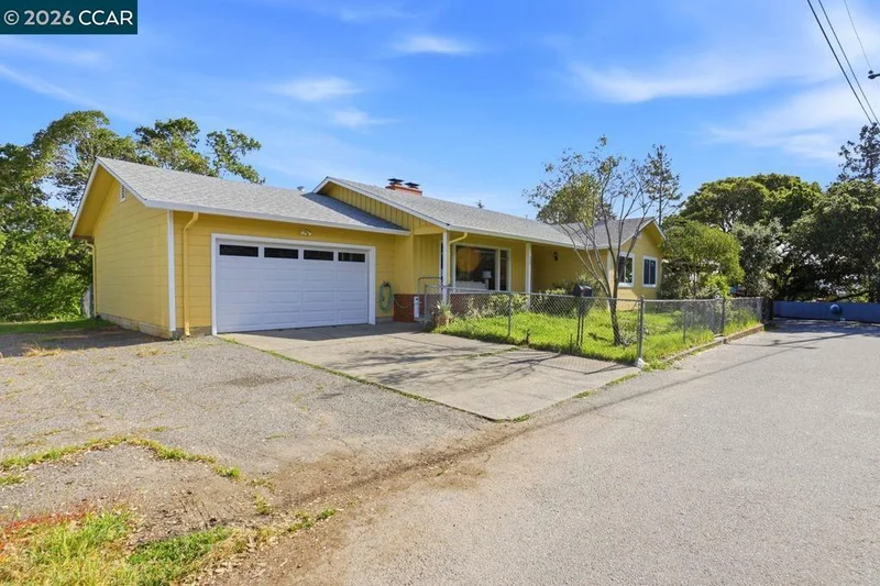 225 Ridgeway Avenue, Fairfax, CA 94930-1211