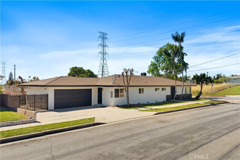 1258 121st, Los Angeles, CA 90044