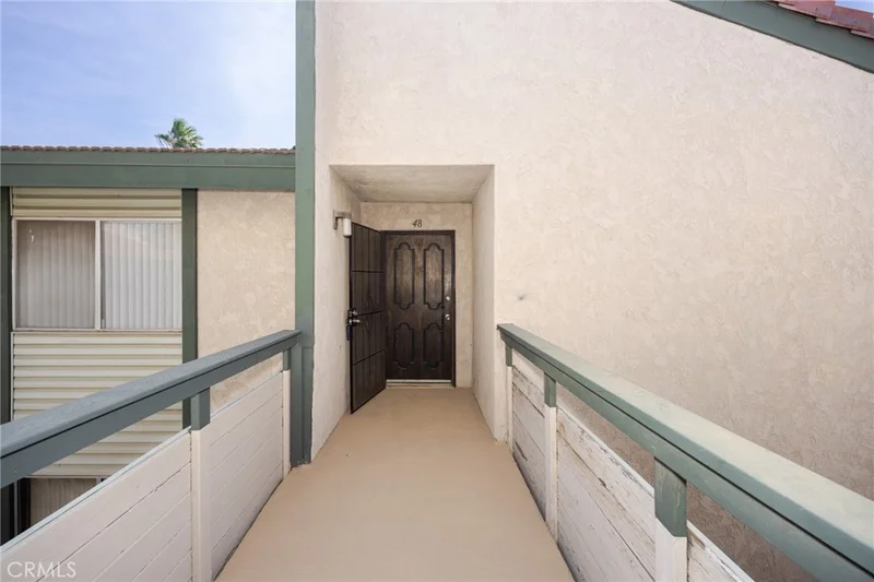 2255 Cahuilla Street 48, Colton, CA 92324