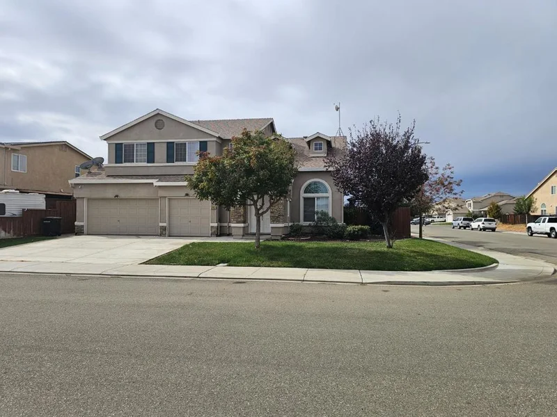 13721 Santa Lucia Drive photo 2