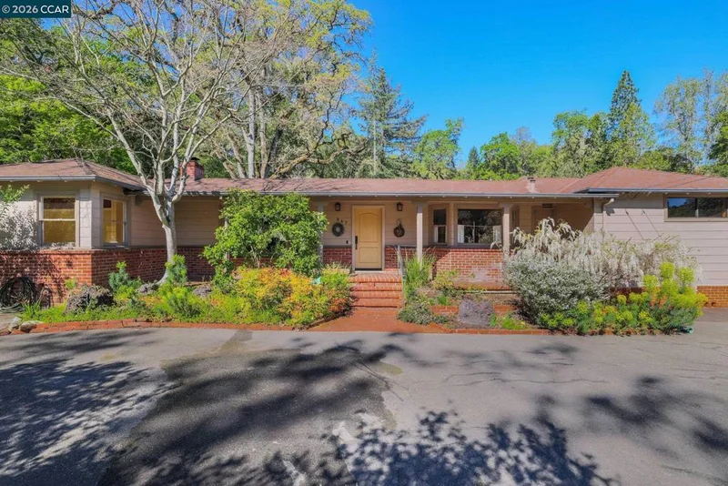 847 Acalanes Rd, Lafayette, CA 94549