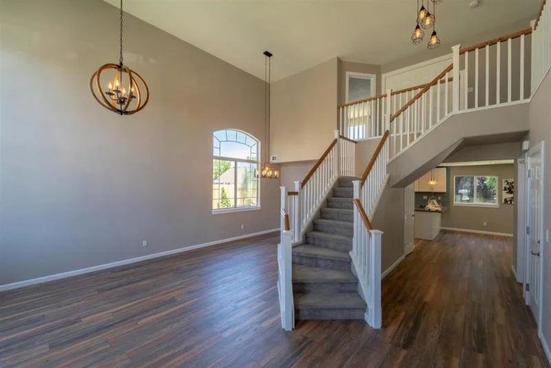 3330 Konig Court photo 2