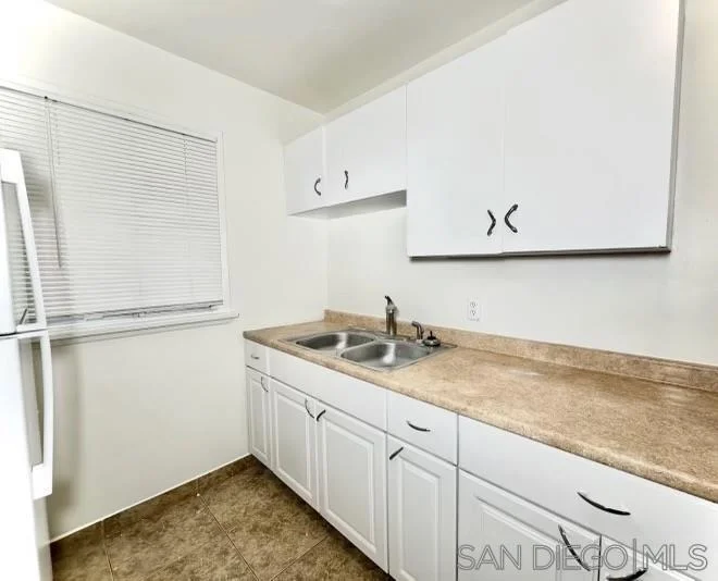 Photo 2 of 9747 Riverview 11