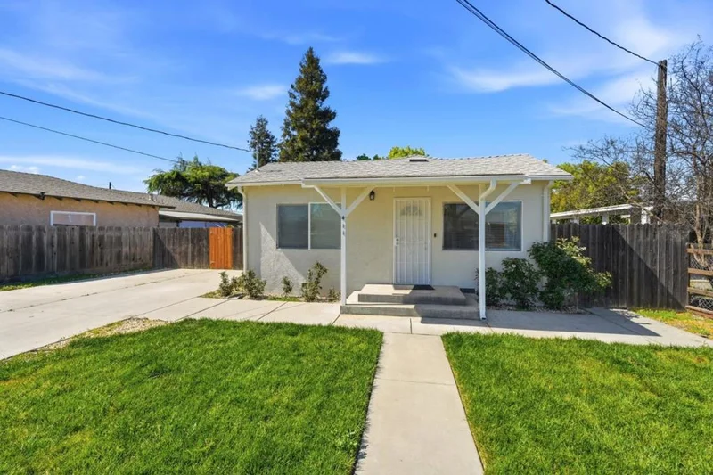 411 Bothun Road, Turlock, CA 95380