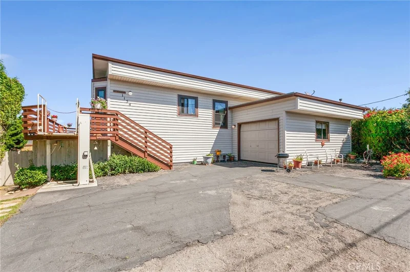 1154 Santa Ysabel photo 2