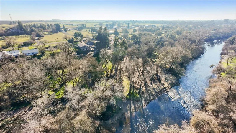 13355 Lancaster Road photo 2